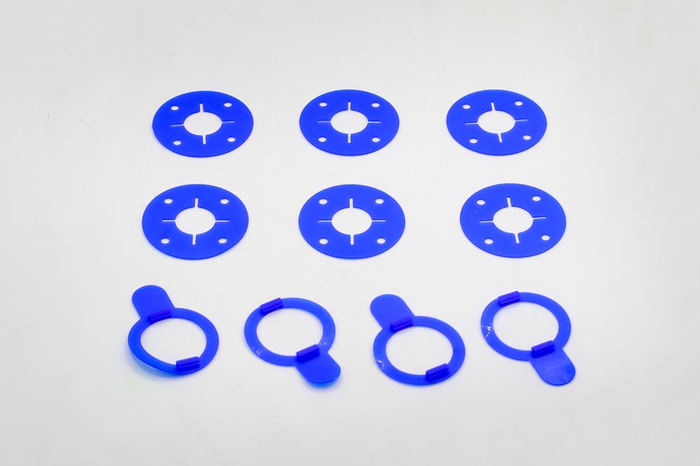 imagem de cima membranas de borracha azul